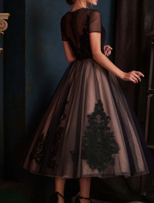 A-Line Evening Gown Black Dress Vintage Halloween Wedding Party Ankle Length Short Sleeve Illusion Neck Lace with Pleats Embroidery dress
