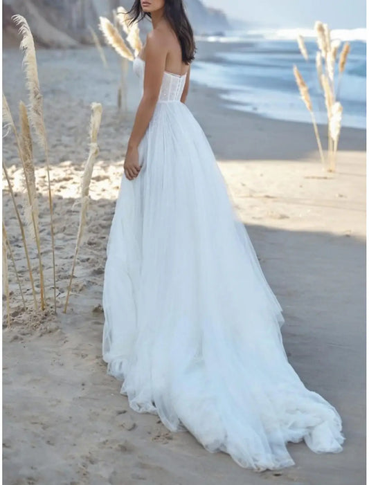 Beach Sexy Wedding Dresses A-Line Sweetheart Strapless Court Train Lace Bridal Gowns With Pleats Split Front