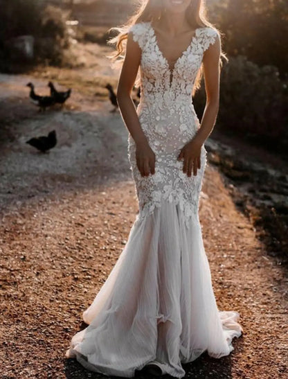 Beach Simple Wedding Dress Mermaid V Neck Cap Sleeve Court Train Lace Bridal Gowns With Appliques