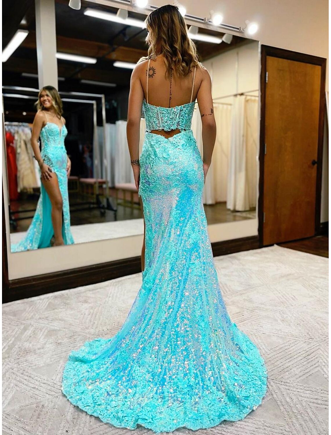 Mermaid Prom Dresses High Split Dress Formal Wedding Party Court Train Sleeveless V Neck Sequined with Slit Appliques