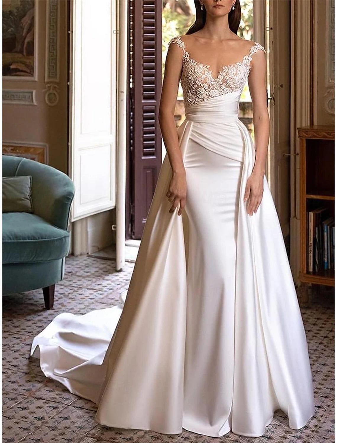 Wedding Dresses Ball Gown Off Shoulder V Neck Sleeveless Chapel Train Satin Bridal Gowns With Pleats Ruched