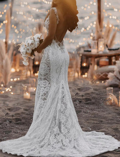 Beach Open Back Sexy Boho Wedding Dresses Mermaid / Trumpet V Neck Sleeveless Court Train Lace Bridal Gowns With Appliques