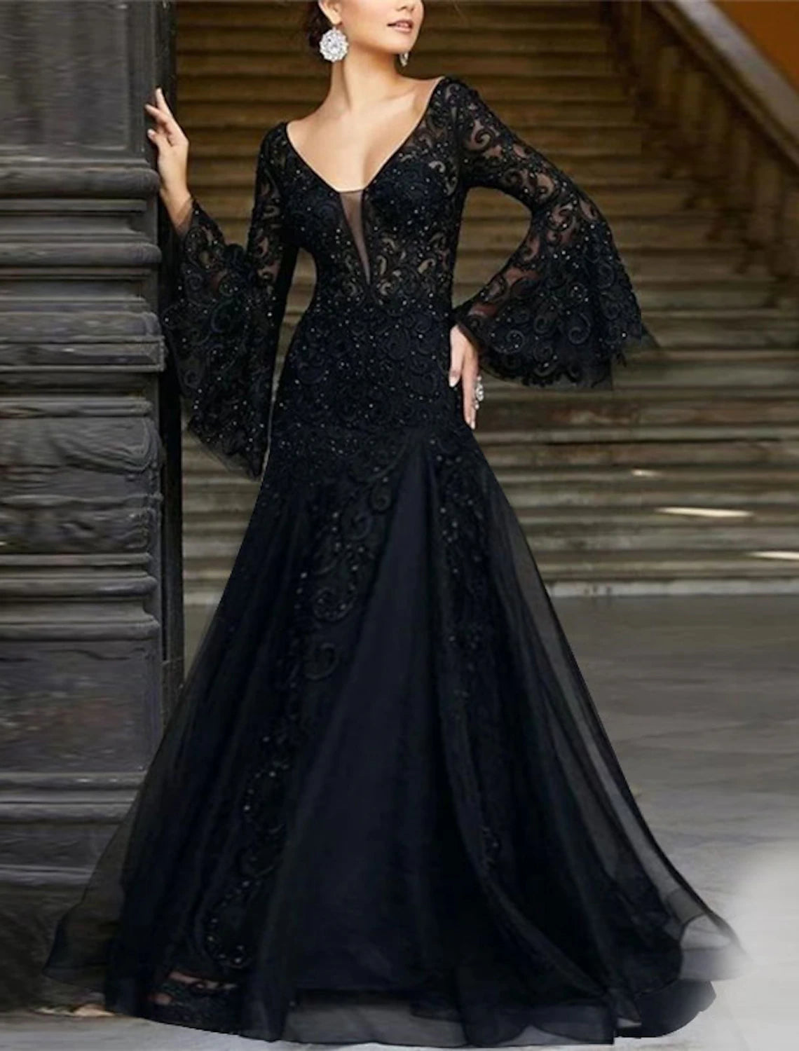 A-Line Evening Gown Black Dress Vintage Formal Wedding Guest Floor Length Long Sleeve V Neck Lace with Appliques dress