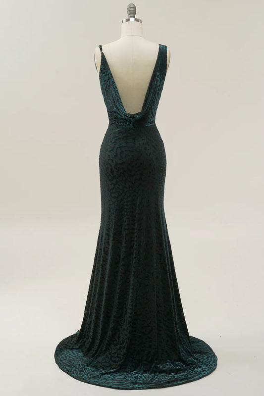Mermaid V Neck Green Velvet Long Prom Dress