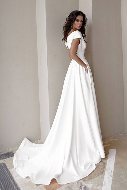 evening dress Chest wrapped ruffled white mid waist solid color elegant dress