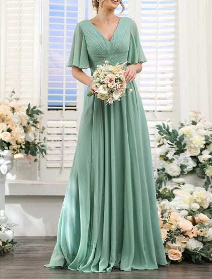 A-Line Bridesmaid Dress V Neck Short Sleeve Elegant Floor Length Chiffon with Split Front / Ruching