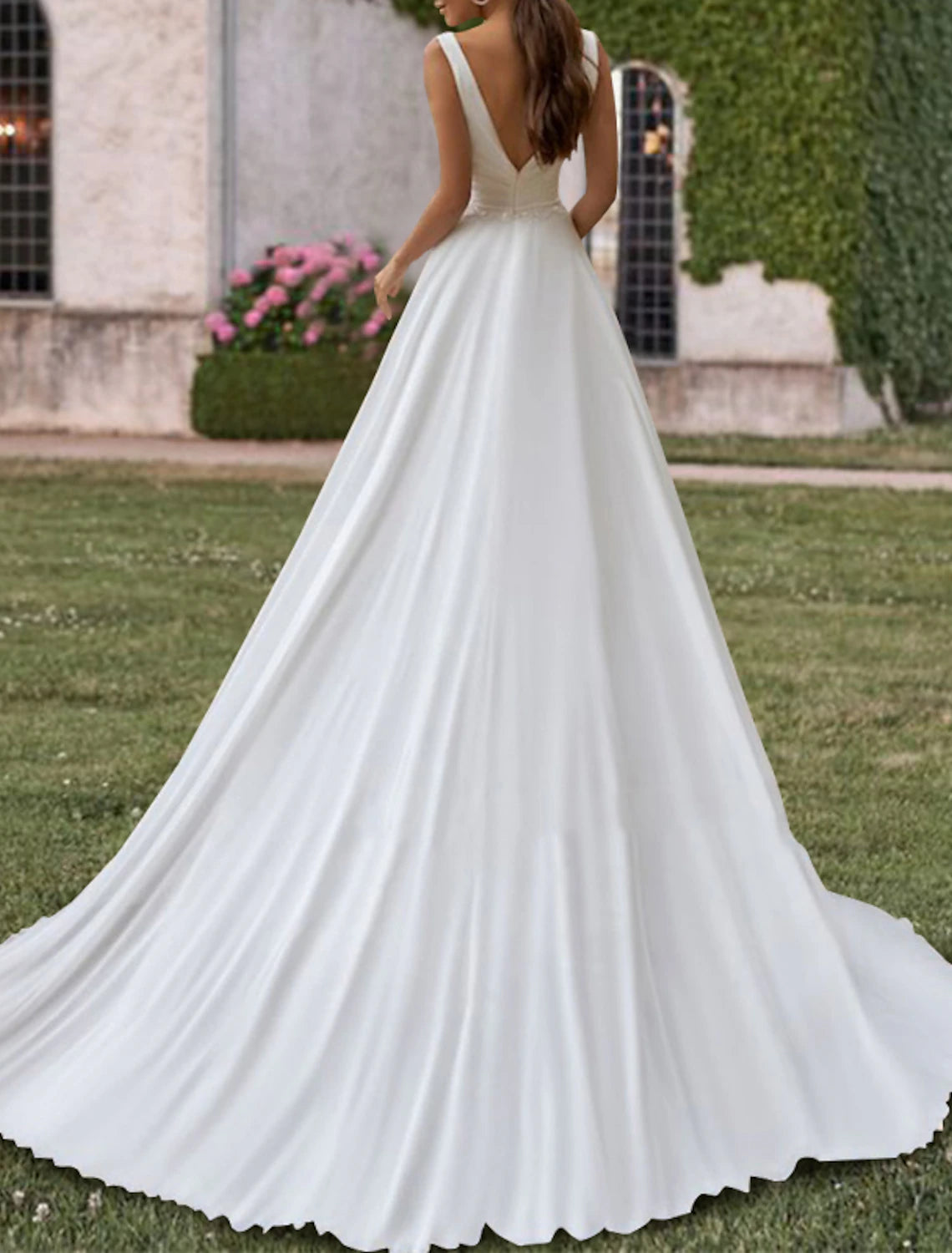 Hall Simple Wedding Dresses A-Line V Neck Sleeveless Sweep / Brush Train Chiffon Bridal Gowns With Pleats Pearls