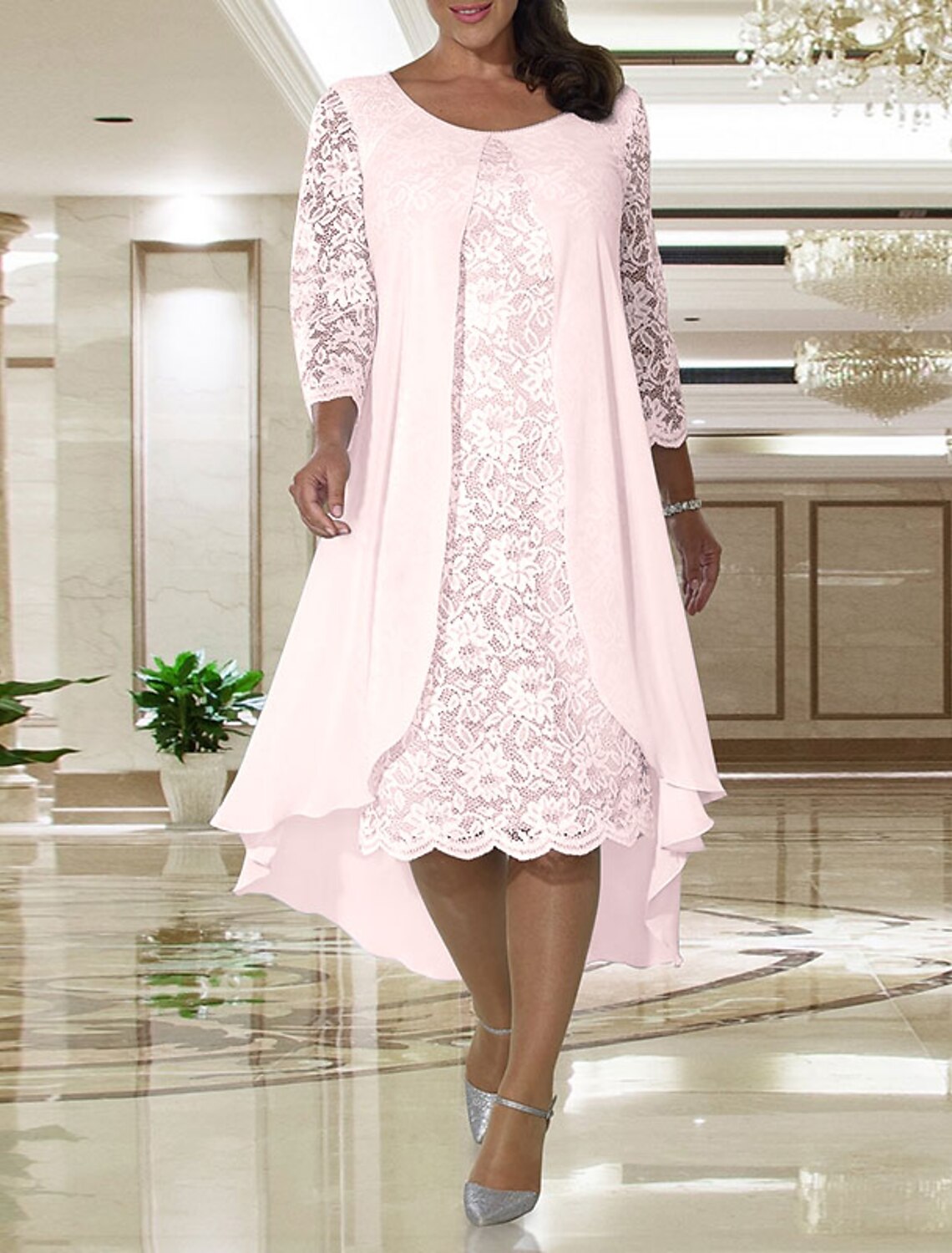 A-Line Mother of the Bride Dress Wedding Guest Elegant Plus Size Jewel Neck Knee Length Chiffon Lace Long Sleeve with Lace