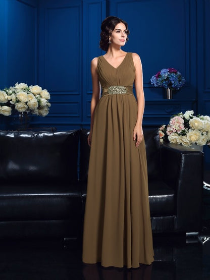 A-Line/Princess V-neck Pleats Sleeveless Long Chiffon Mother of the Bride Dresses