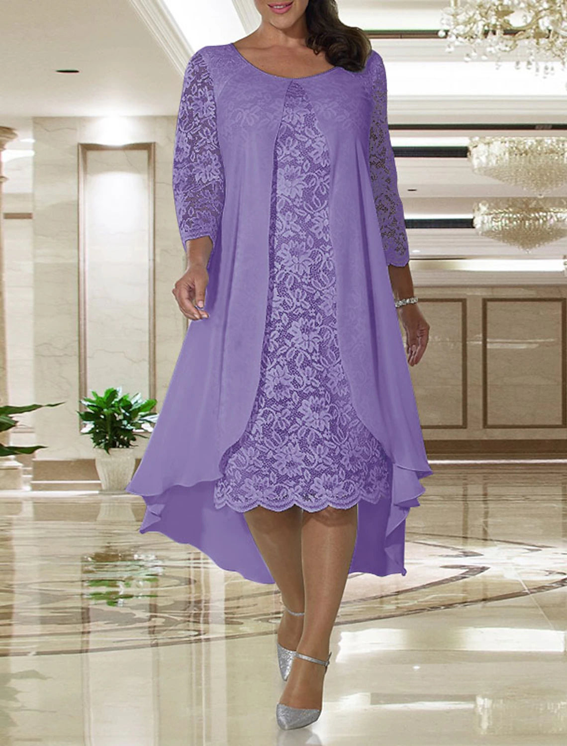 A-Line Mother of the Bride Dress Wedding Guest Elegant Plus Size Jewel Neck Knee Length Chiffon Lace Long Sleeve with Lace