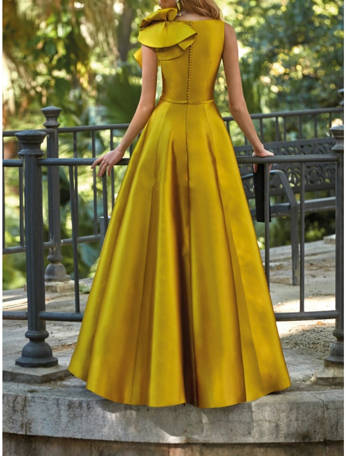 A-Line Evening Gown Elegant Dress Formal Wedding Guest Floor Length Sleeveless V Neck Satin with Shouder Flower dress