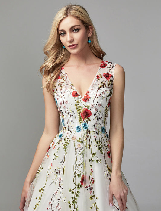 A-Line Floor Length Prom Dresses Floral White Sleeveless V Neck Valentine's Day Wedding Guest Lace Tulle with Embroidery Appliques