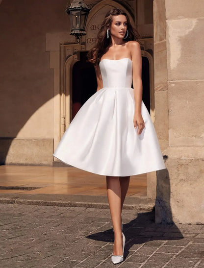 A-Line Cocktail Dresses Elegant Dress Wedding Guest Homecoming Dress Knee Length Sleeveless Strapless Stretch Fabric with Sleek dress