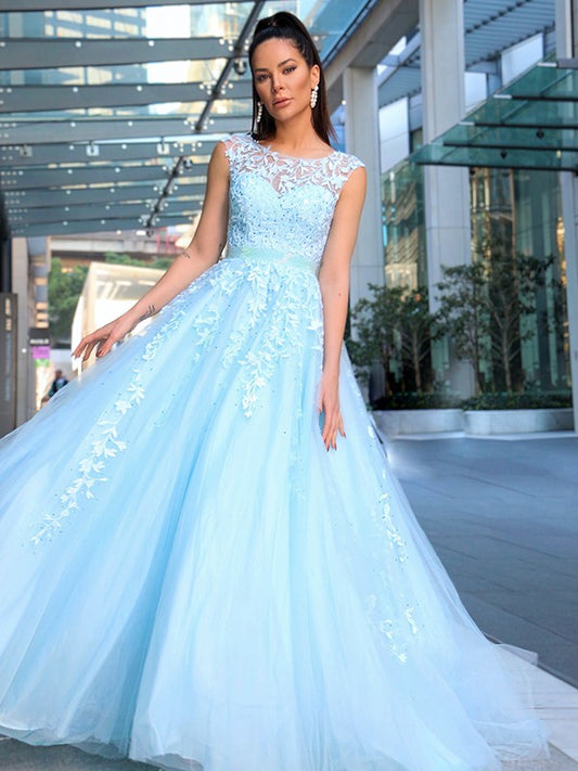 A-Line/Princess Scoop Sleeveless Tulle Applique Court Train Dresses