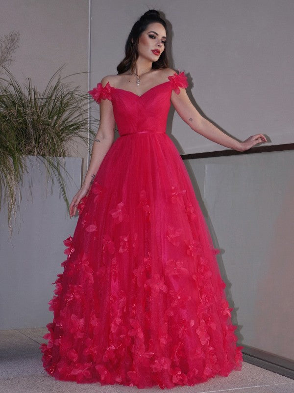 A-Line/Princess Tulle Hand-Made Flower Off-the-Shoulder Sleeveless Floor-Length Dresses