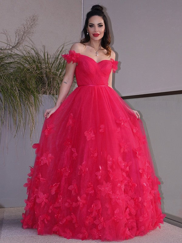 A-Line/Princess Tulle Hand-Made Flower Off-the-Shoulder Sleeveless Floor-Length Dresses