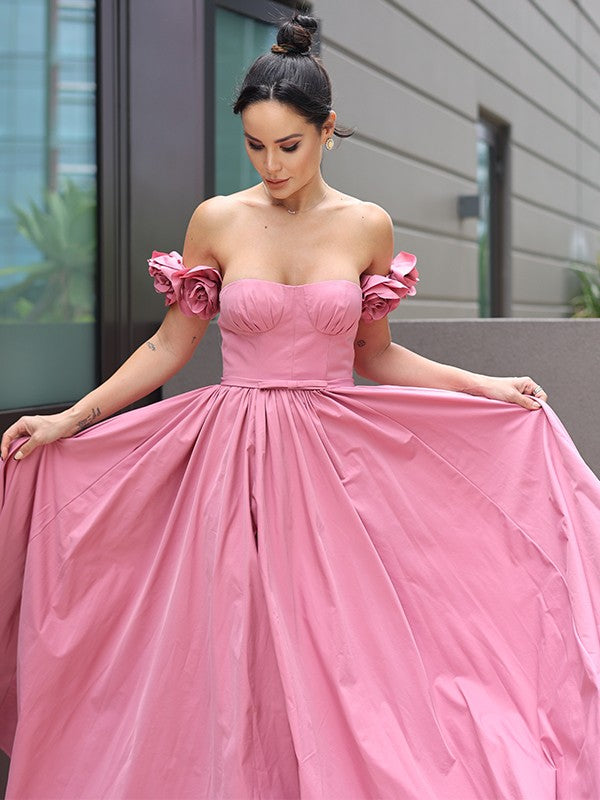 A-Line/Princess Hand-Made Flower Sweetheart Sleeveless Sweep/Brush Train Dresses