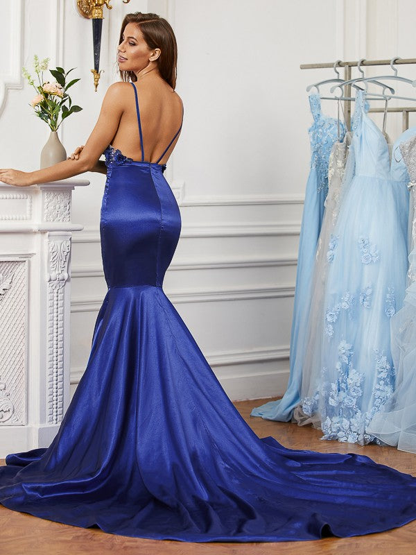 Trumpet/Mermaid Elastic Woven Satin Applique V-neck Sleeveless Sweep/Brush Train Dresses