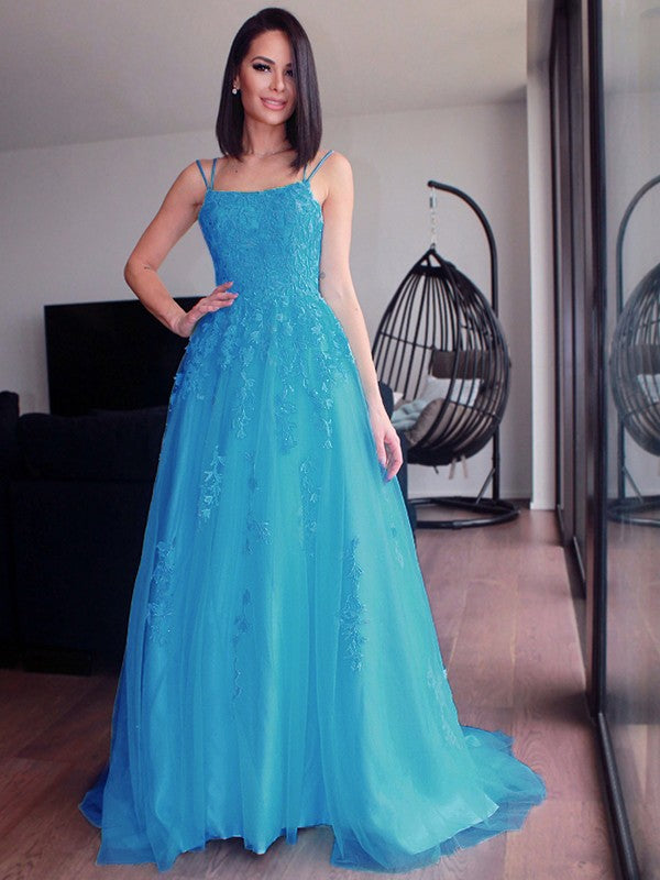 A-Line/Princess Spaghetti Straps Tulle Sleeveless Applique Sweep/Brush Train Dresses